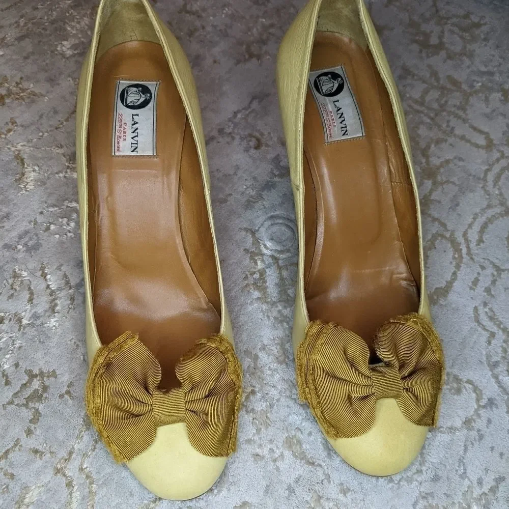 Lanvin yellow leather wedge with mustard b…